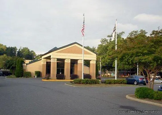 Econo Lodge Inn & Suites Charlotte USA